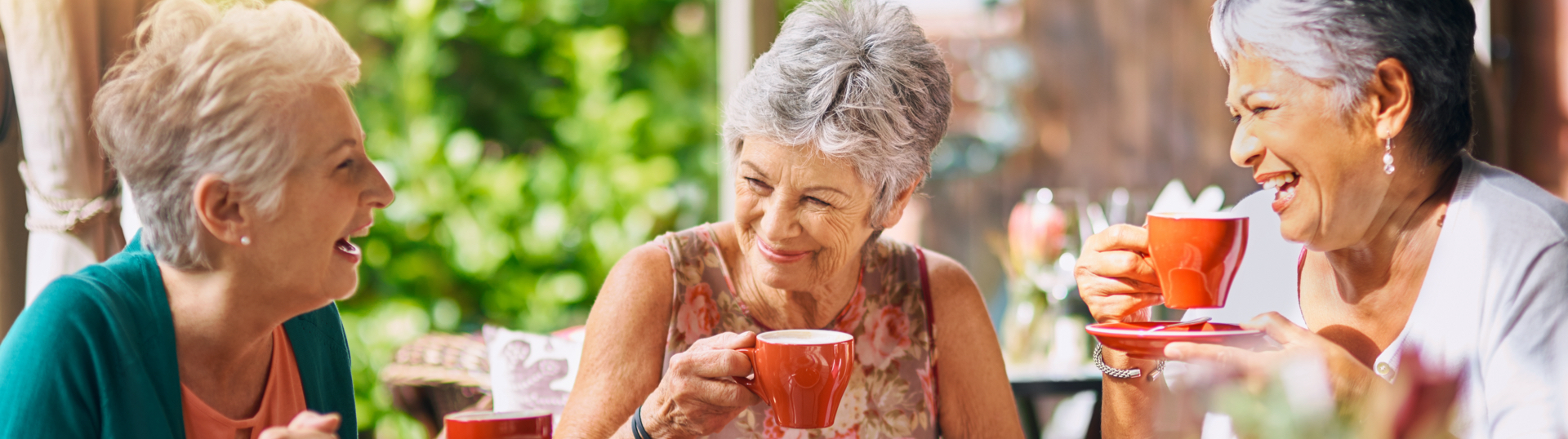 3 women drinking coffee