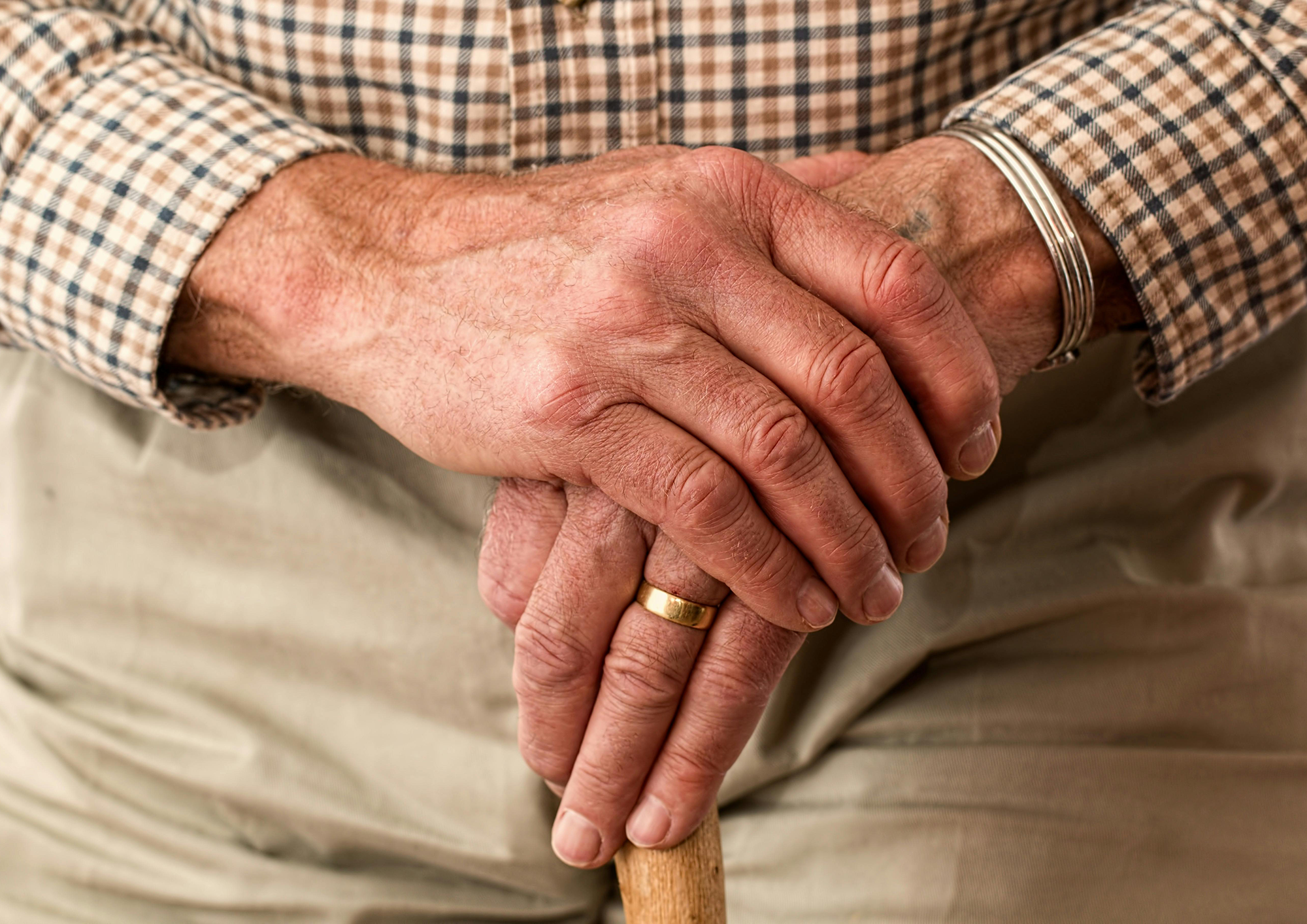 Managing and treating arthritis in seniors